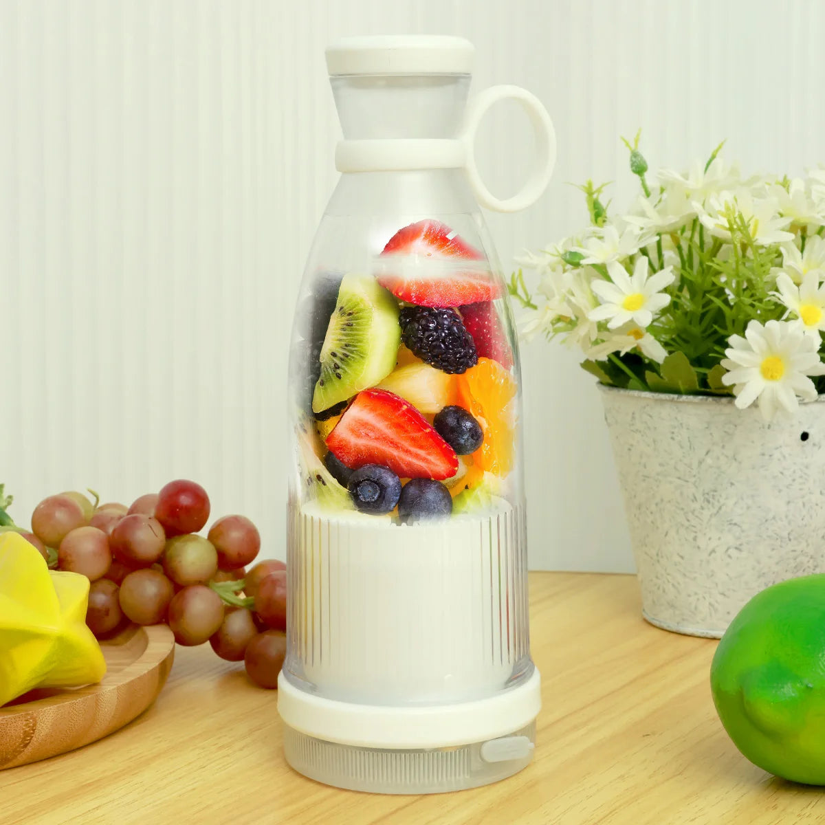 Fast way to blend anywhere you are. (portable)